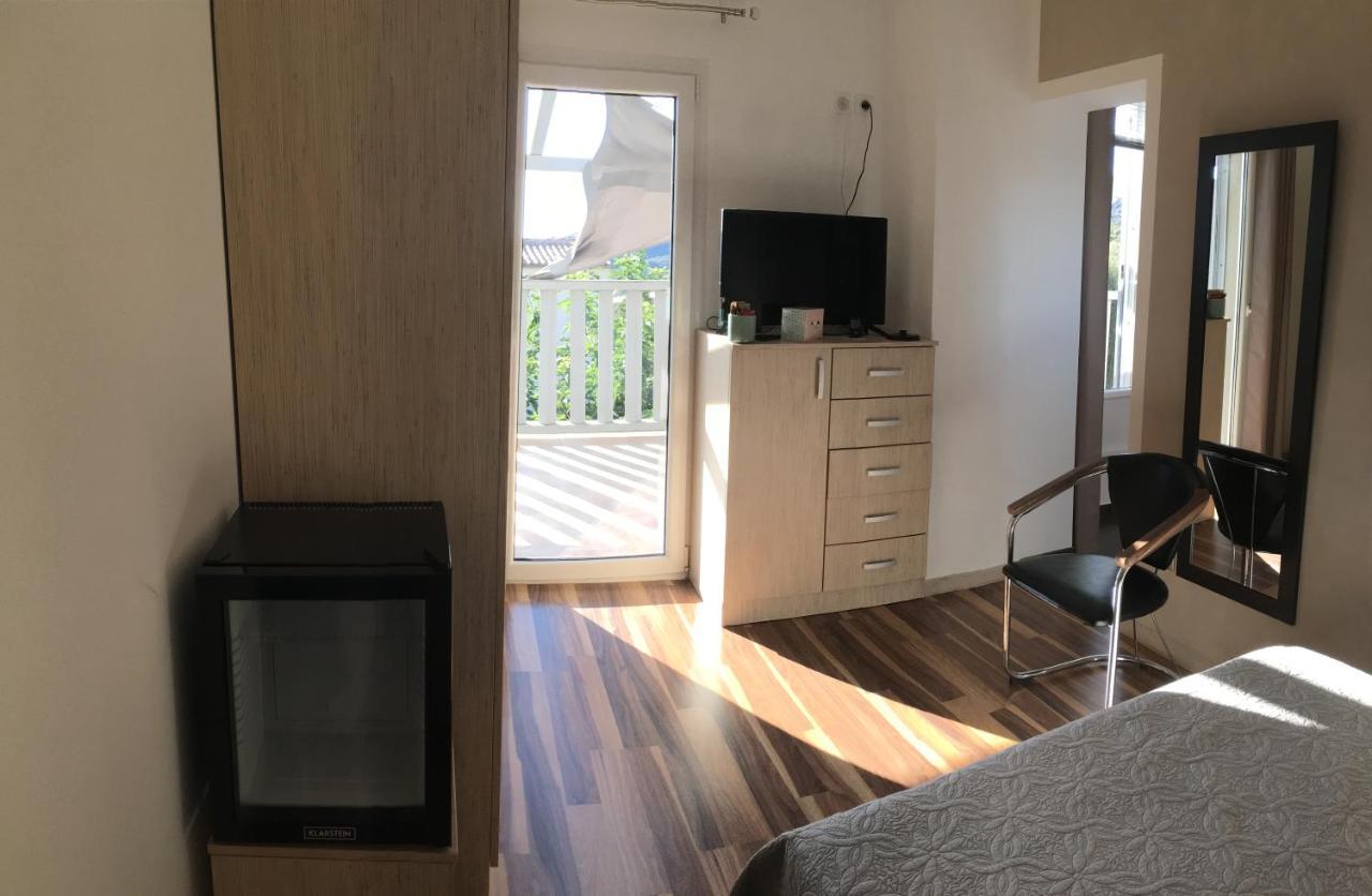 Casa Basgiu, Chambres Avec Balcon Et Table D'Hotes Zilia ภายนอก รูปภาพ